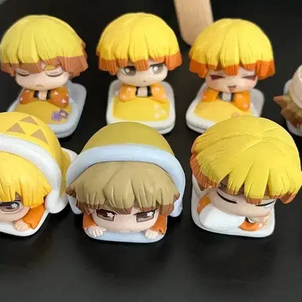 [BUNJANG] Demon Slayer Onemutan Gacha Figure Set / 귀멸의 칼날 오네무탄 가챠 (젠이츠 8종 +네즈코 1종)