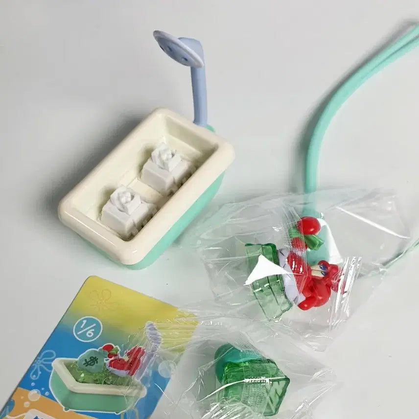 [SOLD OUT] [개봉 미사용] 스펀지밥 집게리아 사장 키캡 판매합니다