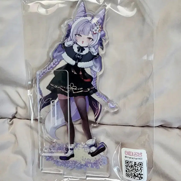 [BUNJANG] Stellive Shibuki Hanbok Acrylic Stand / 스텔라이브 시부키 한복 아크릴