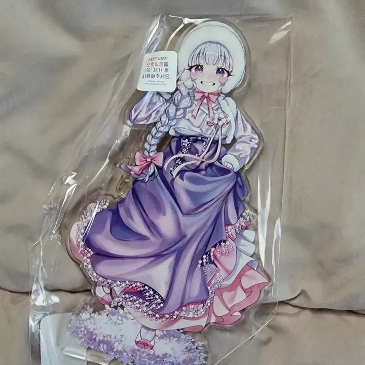 [BUNJANG] Stellive Uni Hanbok Acrylic Stand / 스텔라이브 유니 한복 아크릴