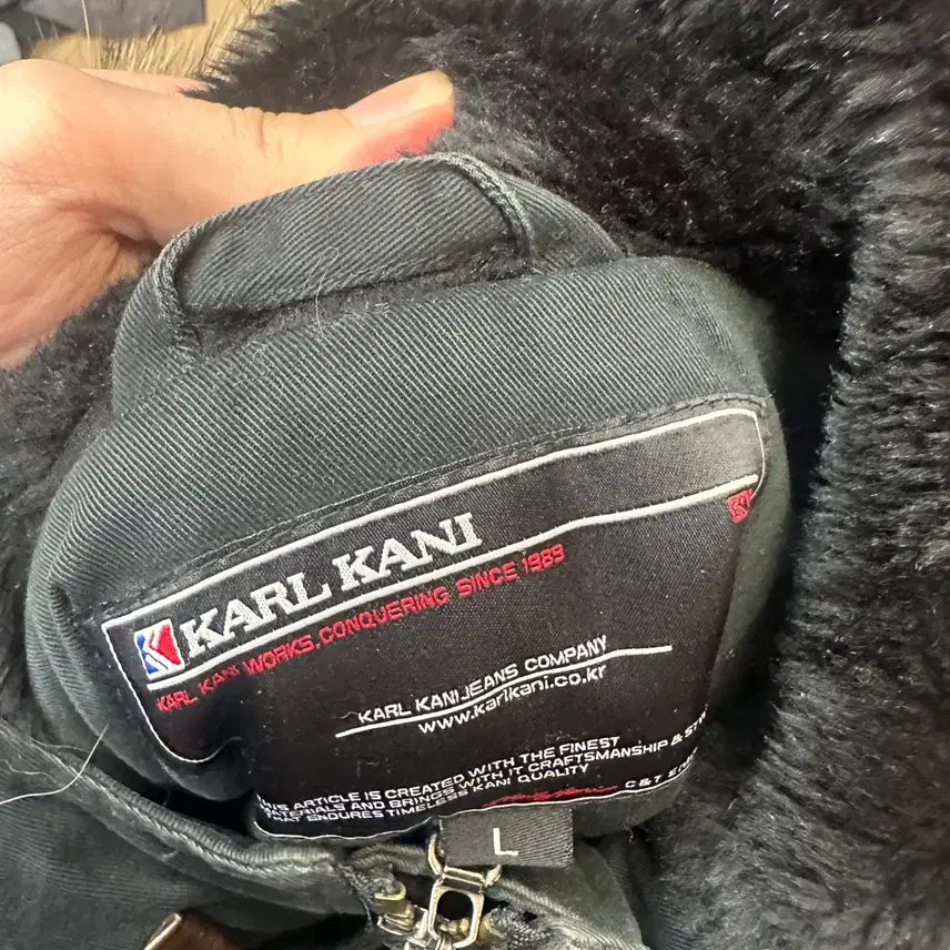 [BUNJANG] Kar Kani Black Hooded Fur Yasan Jacket L / 칼카니 블랙 후드퍼야상자켓 L