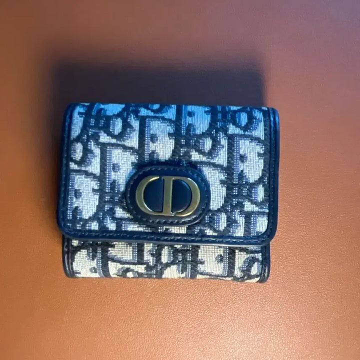 [BUNJANG] Dior Oblique Montaigne Wallet / 디올 오블리크 몽테뉴 반지갑