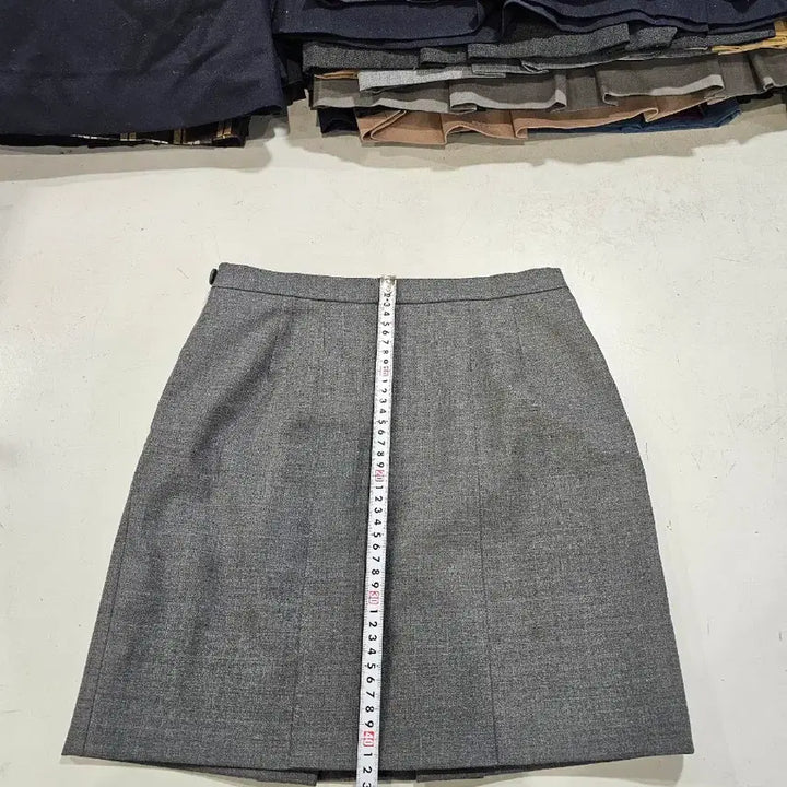 [BUNJANG] Used School Uniform Skirt Size 68 (Spring/Autumn) / 중고 교복치마 사이즈 68