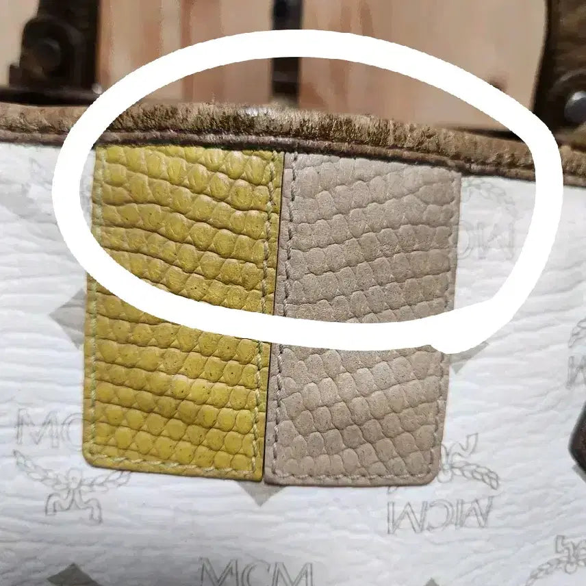 [SOLD OUT] 엠씨엠 MCM 비세토스 숄더백-성주택있음