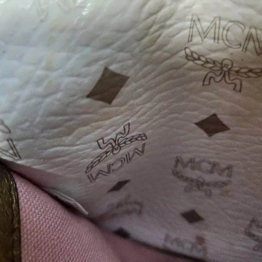 [SOLD OUT] 엠씨엠 MCM 비세토스 숄더백-성주택있음