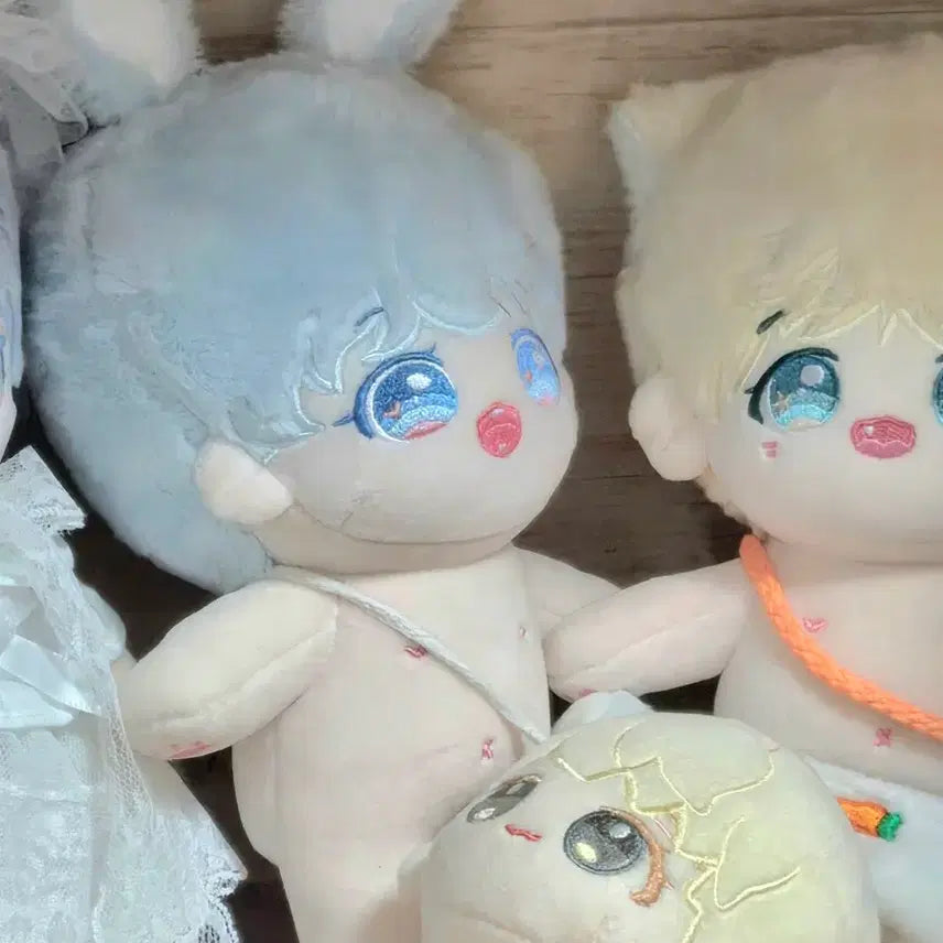 [BUNJANG] Idol Doll Costume Undefined Attribute Plush Doll / 아이돌 인형 옷 봉제인형 무속성 솜인형 일괄 15000원