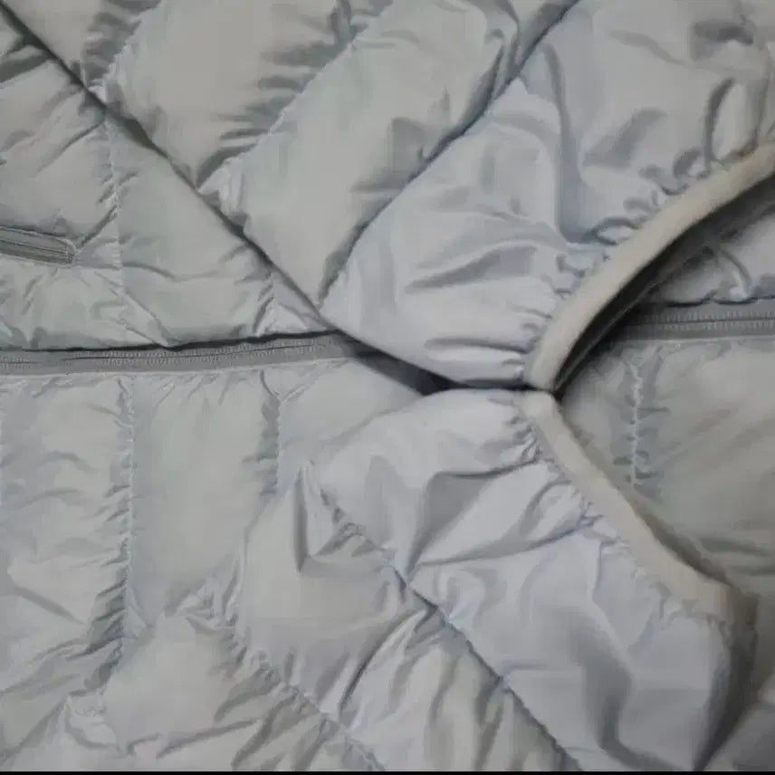 [BUNJANG] Musinsa Standard City Leisure Hooded Light Down Jacket (Cloudy Blue, XL) / 무신사스탠다드 시티레저 후디드 라이트 다운 자켓 클라우디블루 색상 xl