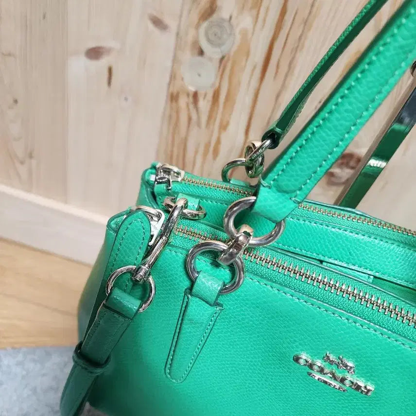 [BUNJANG] Coach Mini Tote Crossbody Bag / 코치 그린 미니 토트백 크로스백