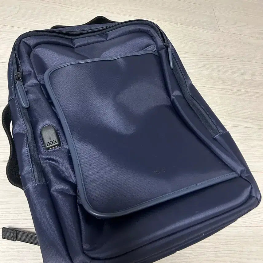 [BUNJANG] ESQUIRE Navy Backpack / ESQUIRE 남성 네이비 백팩