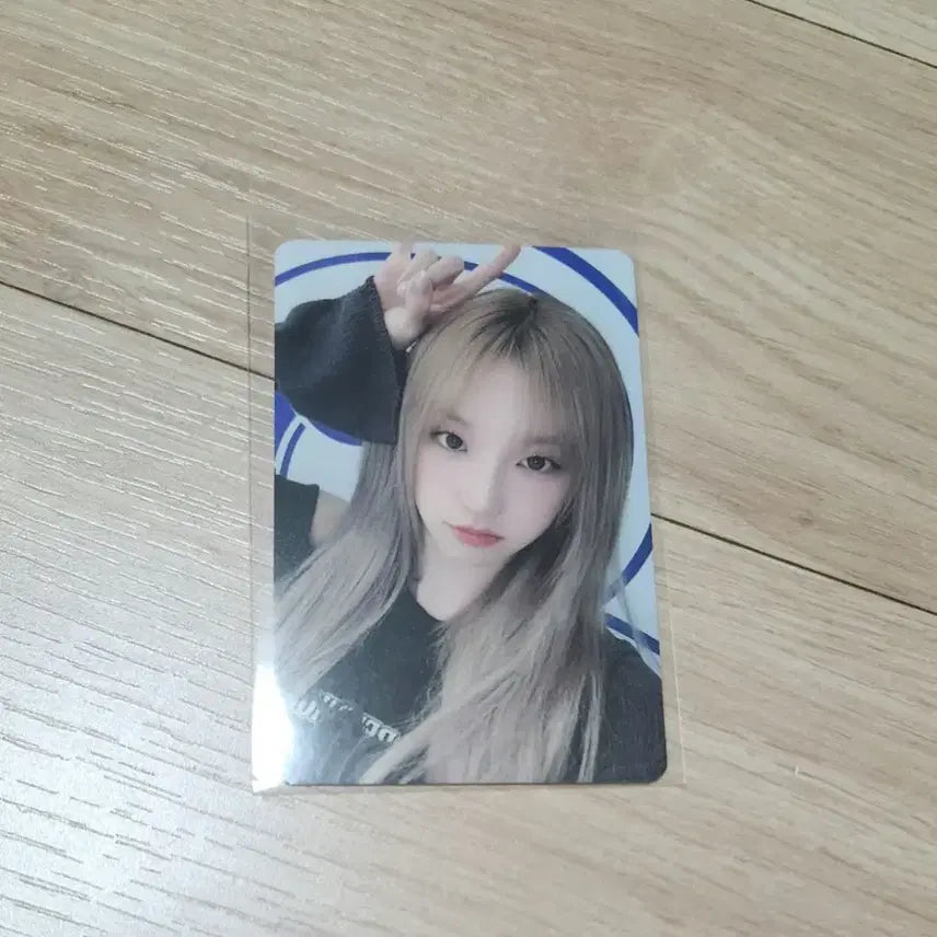[BUNJANG] (G)I-DLE Woogi Mini Pouch with Photocard / 우기 미니 파우치 포카포함