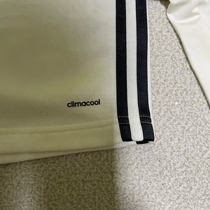 [BUNJANG] Adidas Germany Training Top (N.2601) - Size M / M 아디다스 독일 트레이닝탑 상의 N.2601