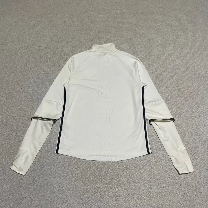 [BUNJANG] Adidas Germany Training Top (N.2601) - Size M / M 아디다스 독일 트레이닝탑 상의 N.2601
