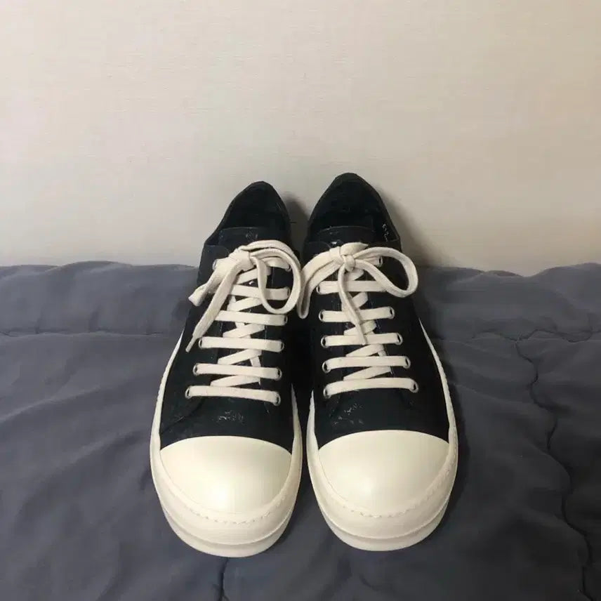 [SOLD OUT] 18FW 릭 오웬스 릭컨 릭반스 라몬즈 로우 40 사이즈