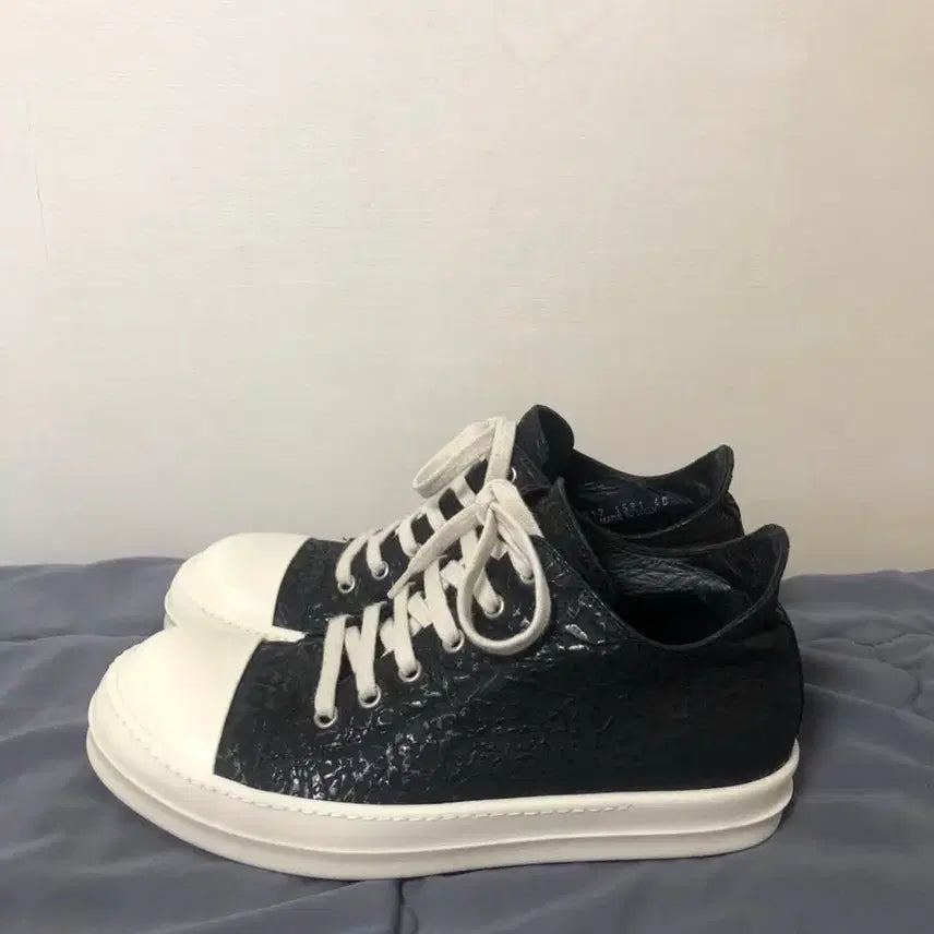 [SOLD OUT] 18FW 릭 오웬스 릭컨 릭반스 라몬즈 로우 40 사이즈