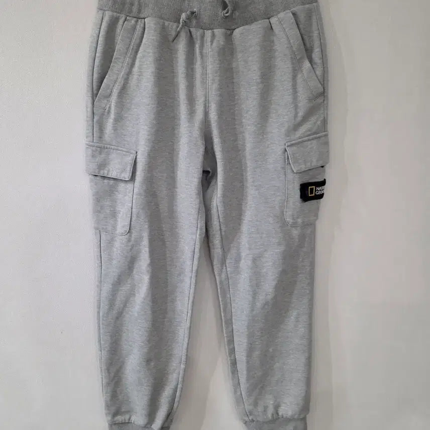 [BUNJANG] National Geographic Cargo Jogger Pants Size 81 / 내셔널지오그래픽 카고 조거팬츠 81