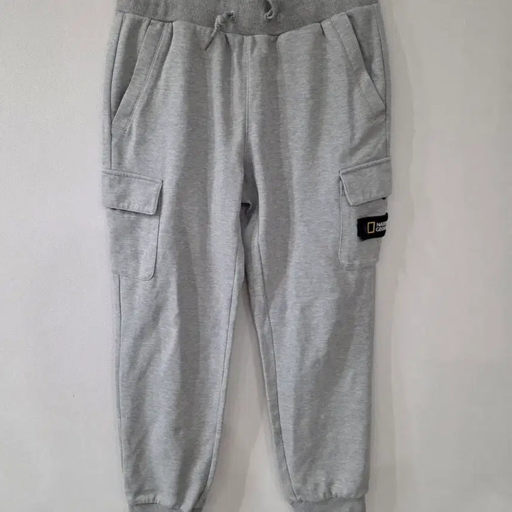 [BUNJANG] National Geographic Cargo Jogger Pants Size 81 / 내셔널지오그래픽 카고 조거팬츠 81
