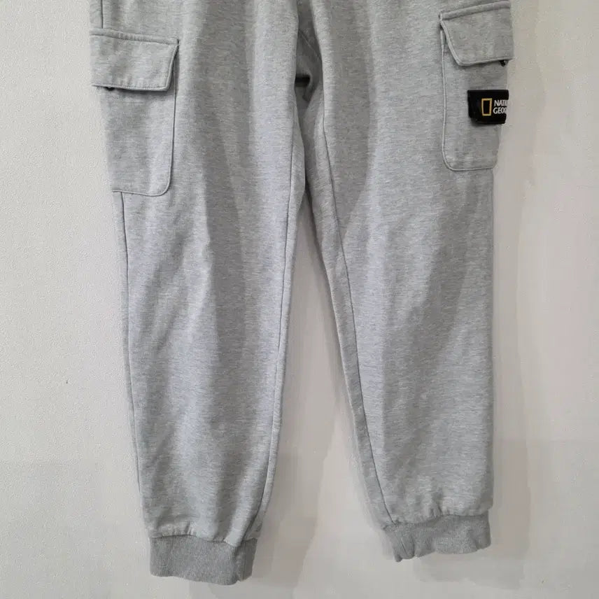 [BUNJANG] National Geographic Cargo Jogger Pants Size 81 / 내셔널지오그래픽 카고 조거팬츠 81