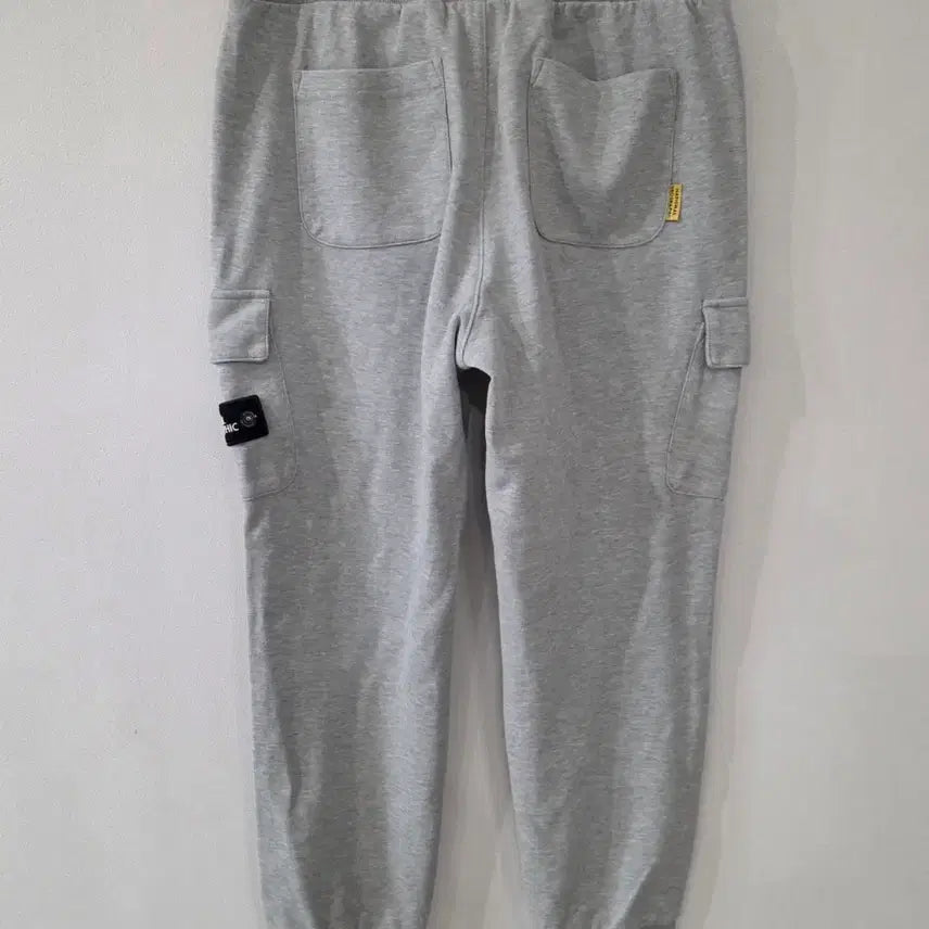 [BUNJANG] National Geographic Cargo Jogger Pants Size 81 / 내셔널지오그래픽 카고 조거팬츠 81