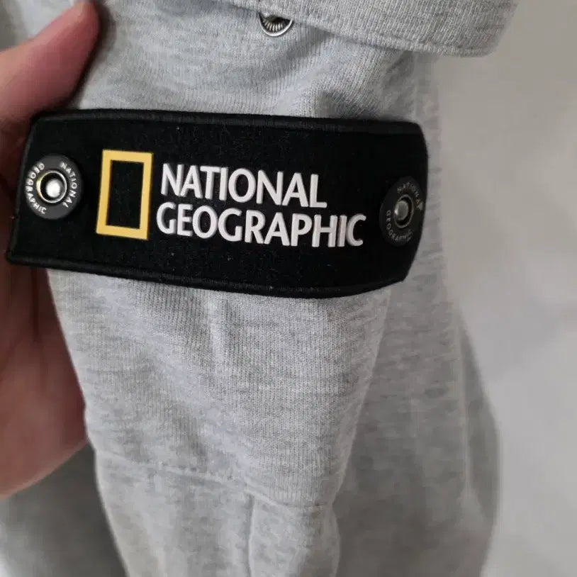 [BUNJANG] National Geographic Cargo Jogger Pants Size 81 / 내셔널지오그래픽 카고 조거팬츠 81