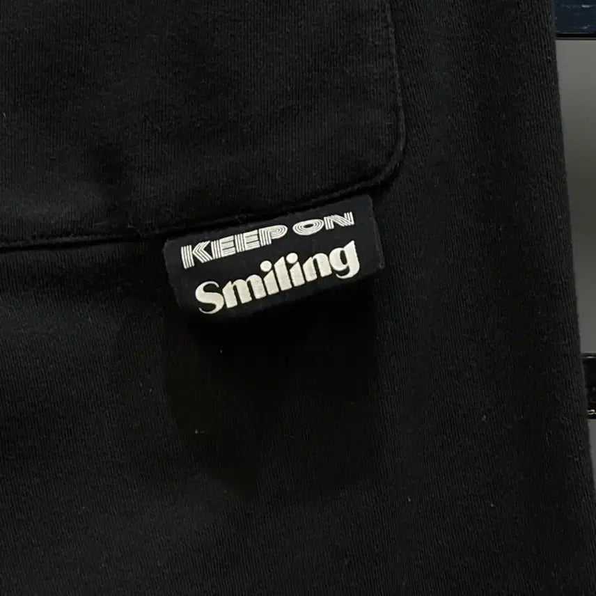 [BUNJANG] Lucky Marché Logo Jogger Sweatpants XS / (XS) 럭키마르쉐 로고 조거 스웨트 팬츠 블랙 2.9
