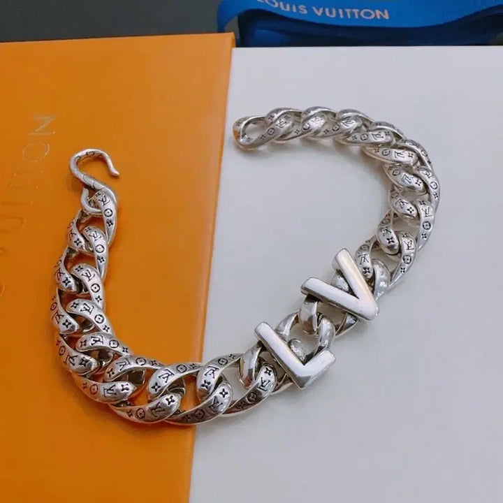 [BUNJANG] Louis Vuitton Bracelet / 루이비통 팔찌