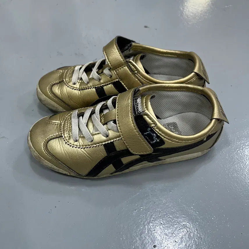 [BUNJANG] Onitsuka Tiger Kids Sneakers / 185 오니츠카타이거 키즈 운동화 0312M1