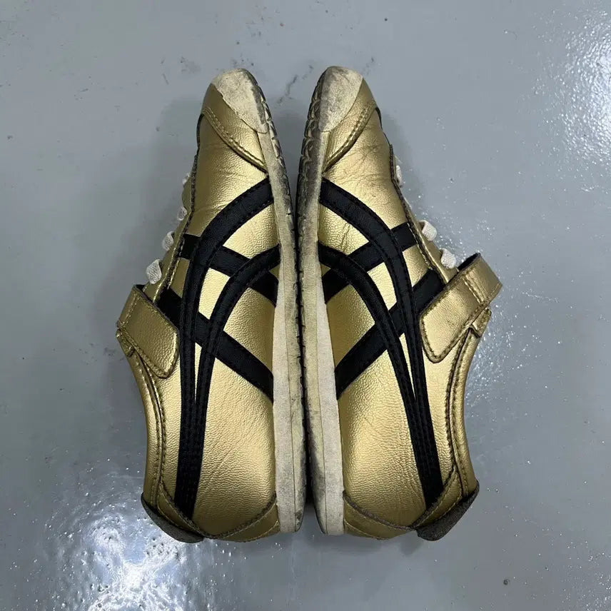 [BUNJANG] Onitsuka Tiger Kids Sneakers / 185 오니츠카타이거 키즈 운동화 0312M1
