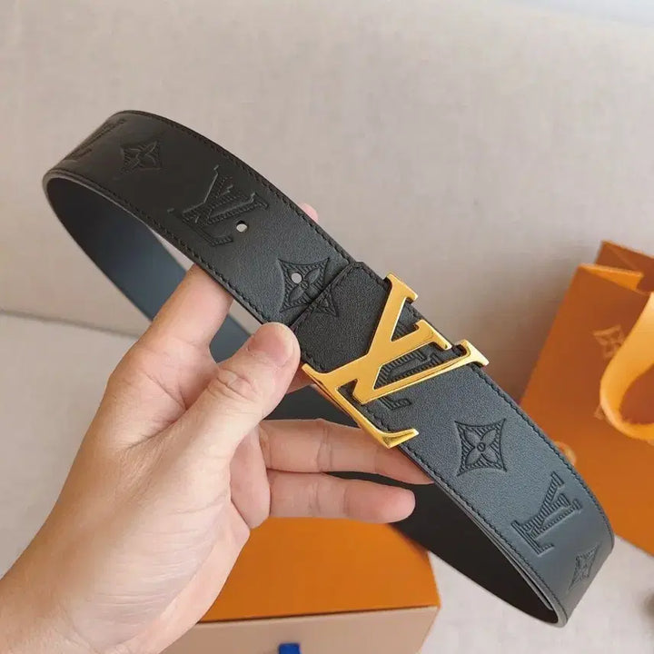 [BUNJANG] Louis Vuitton Embossed Black Belt with Gold Buckle / 루이비통 블랙 엠보싱 벨트 금장 버클