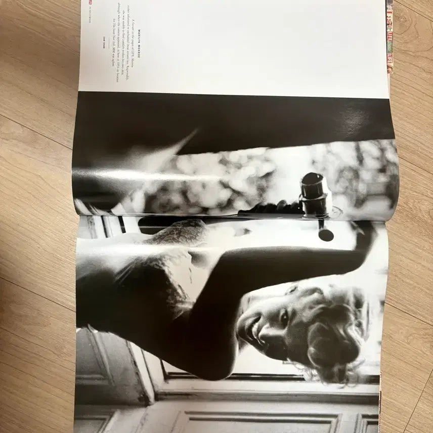 [BUNJANG] LIFE 70th Anniversary Platinum Edition Photo Album / LIFE 70주년 플래티넘 희귀 사진집-카페 인테리어 추천