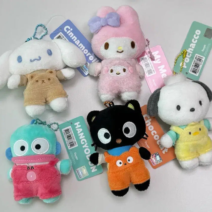 [BUNJANG] Sanrio Overalls Plush Keyring 10cm / 산리오 멜빵 인형 키링 10cm 5종 새상품 정품