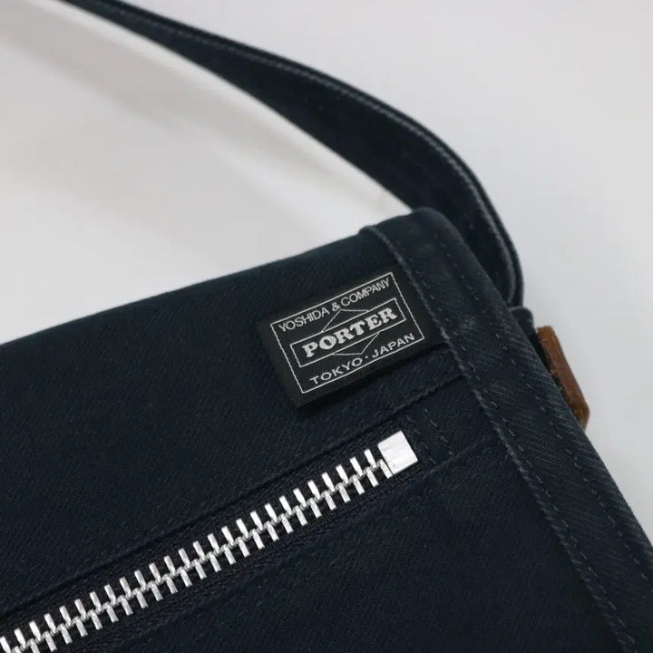 [BUNJANG] Porter Navy Canvas Messenger Bag / PORTER 포터 가죽 트리밍 네이비 캔버스 메신저백