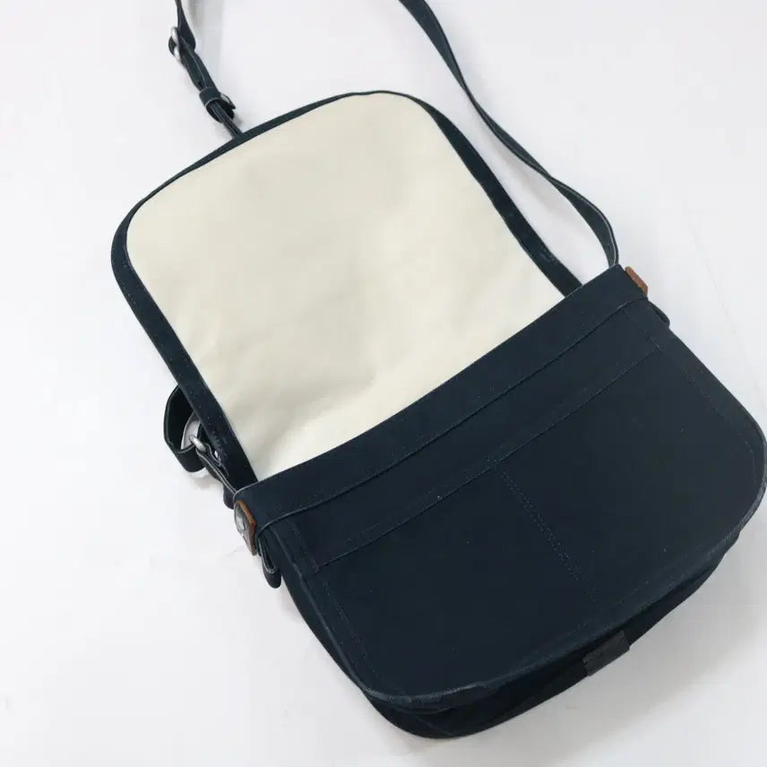 [BUNJANG] Porter Navy Canvas Messenger Bag / PORTER 포터 가죽 트리밍 네이비 캔버스 메신저백