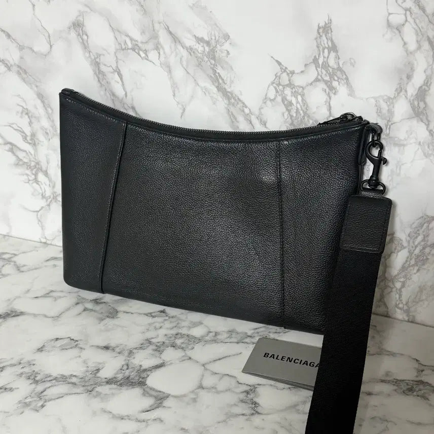 [BUNJANG] Balenciaga Hourglass Clutch / [OS] 발렌시아가 아워글래스 클러치