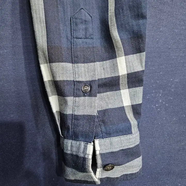 [BUNJANG] Burberry Striped Check Slim Fit Long Sleeve Shirt / 버버리 스트라이프 체크 남성 슬림핏 90~95 긴팔셔츠