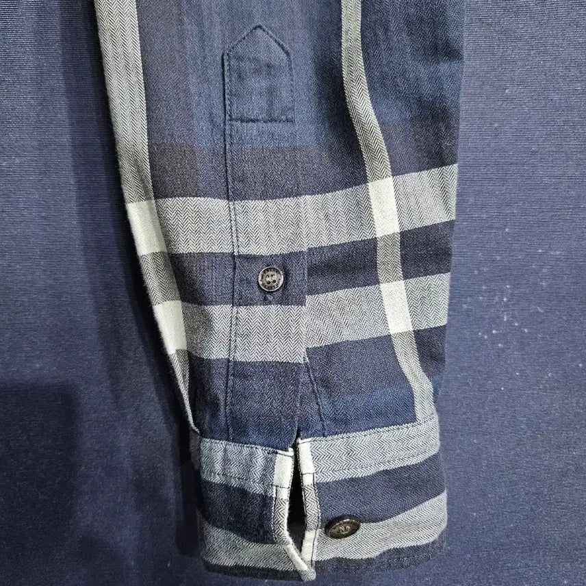 [BUNJANG] Burberry Striped Check Slim Fit Long Sleeve Shirt / 버버리 스트라이프 체크 남성 슬림핏 90~95 긴팔셔츠