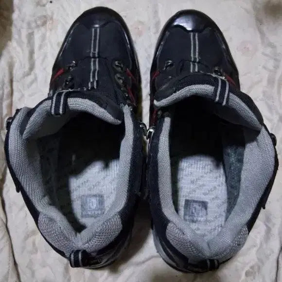 [BUNJANG] Black Yak Clint Gore-Tex Hiking Shoes / 블랙야크 클린트 고어텍스 트레킹화 270(275) 택비포함
