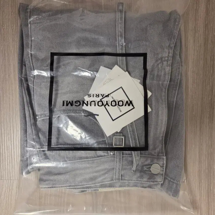 [SOLD OUT] 우영미 24FW 그레이 버뮤다 데님 쇼츠 46