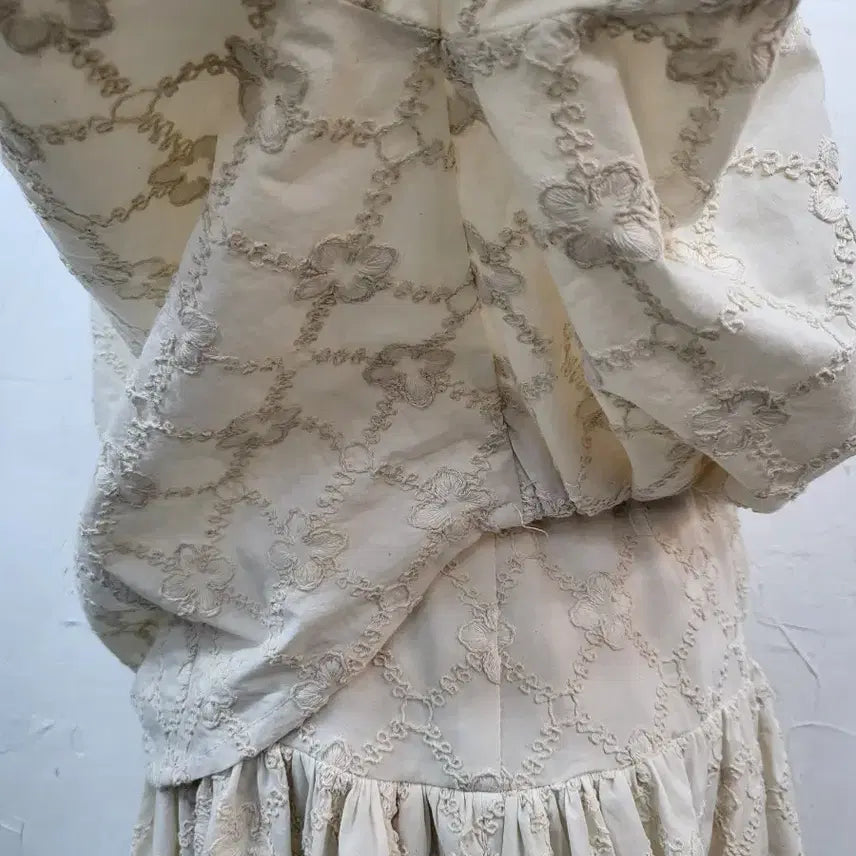 [BUNJANG] Spring Ivory Lace Skirt Set / 봄신상 아이보리 레이스 스커트 셋업F