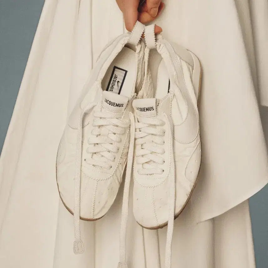 [SOLD OUT] [295]나이키 자크뮈스 문슈 소프트 펄 세일