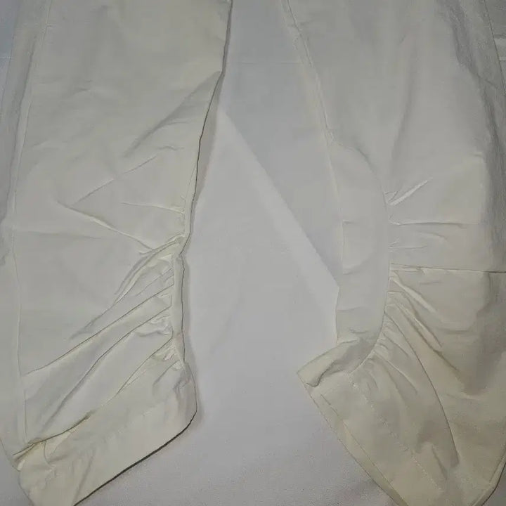 [BUNJANG] I Feel Lucky White Zipper Docking Pants / 아이필럭키 화이트 지퍼바지 도킹팬츠
