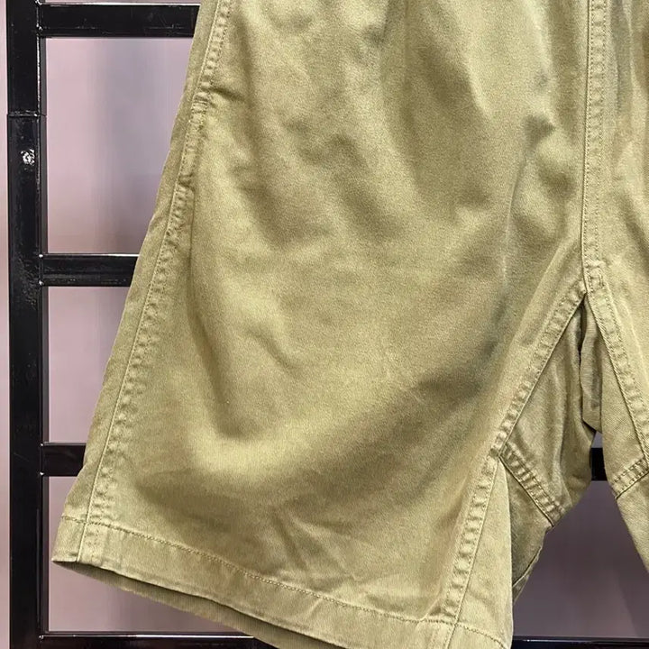 [BUNJANG] Gramicci G-Shorts Olive Khaki Shorts / [ASIA M] 그라미치 G-쇼츠 올리브 카키 4.5
