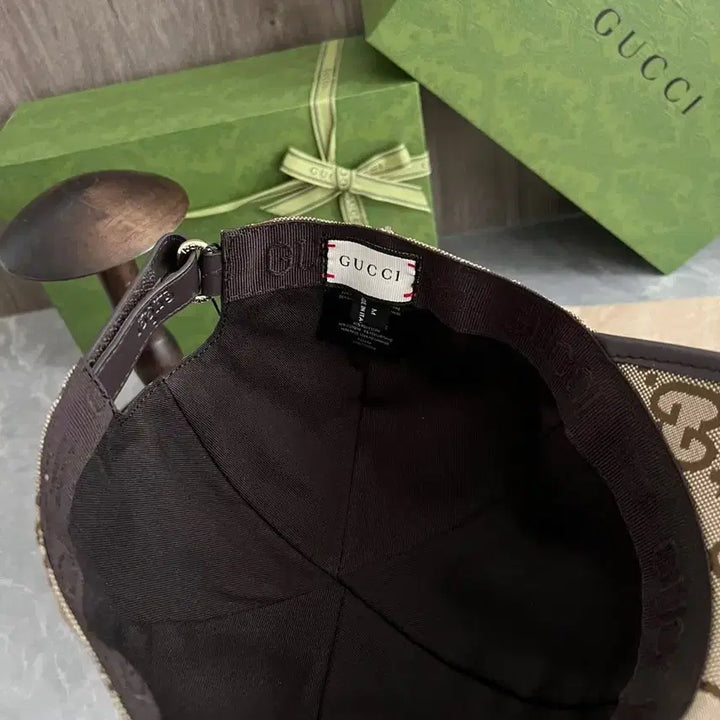 [BUNJANG] Gucci GG Logo Ball Cap / 구찌 GG 로고 볼캡 모자 풀세트