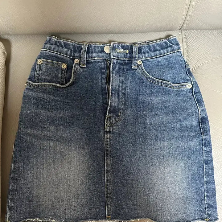 [BUNJANG] Pale Jade Denim Skirt (S) / 페일제이드 데님스커트 청치마 s