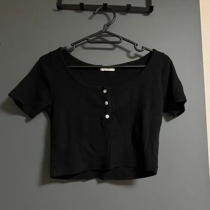 [BUNJANG] Black Crop Layered Short Sleeve T-shirt / 블랙 크롭 레이어드 반팔티
