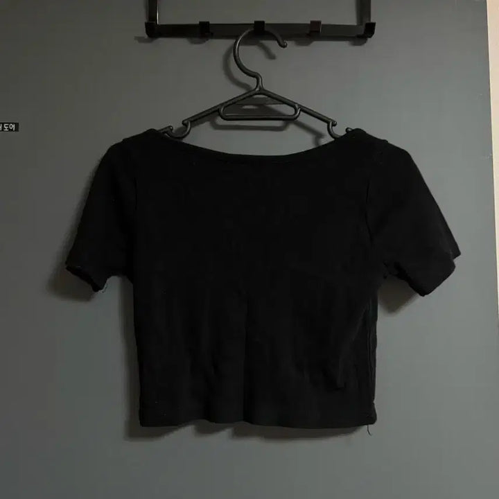 [BUNJANG] Black Crop Layered Short Sleeve T-shirt / 블랙 크롭 레이어드 반팔티