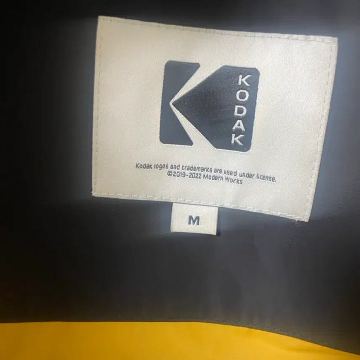 [BUNJANG] Kodak Essential Packable Coach Jacket / Black / [코닥 에센셜 패커블 코치 자켓 / 블랙]