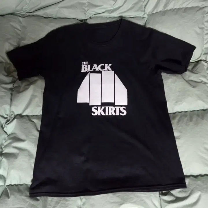 [BUNJANG] The Black Skirts T-shirt / 검정치마 티셔츠