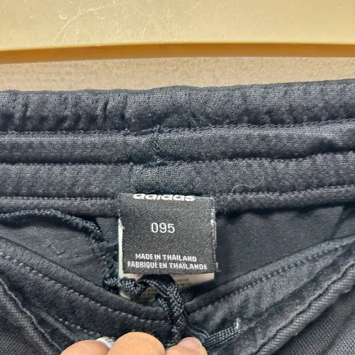 [BUNJANG] Adidas Three-Stripe Training Pants Black M / 아디다스 삼선 트레이닝 바지 블랙 M 95사이즈