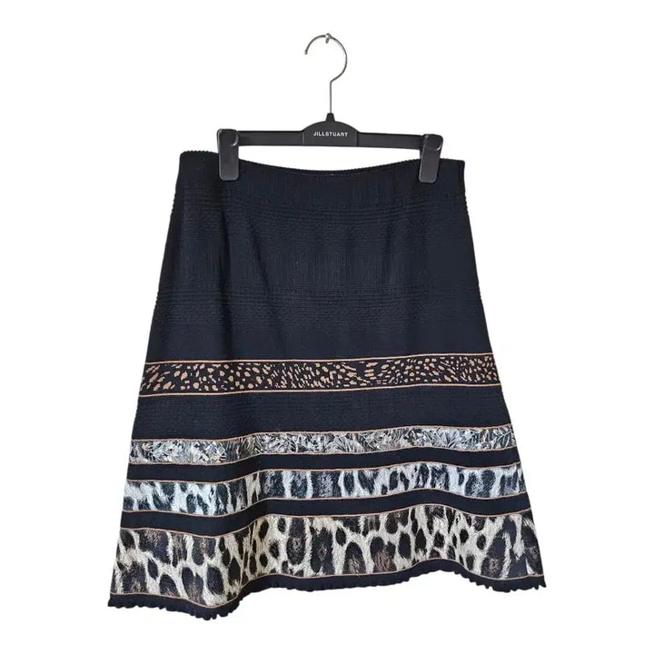 [BUNJANG] Marc Cain Leopard Print Knit Skirt / 마크케인 레오파드 니트 미디 스커트 55 | 슬림핏 밴딩