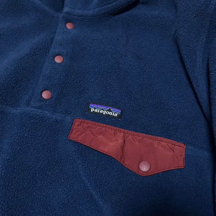 [SOLD OUT] 파타고니아 신칠라 라이트 네이비 M